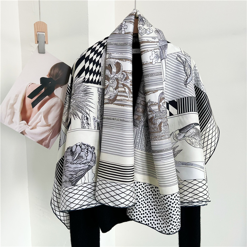 Travel Accessories Designer - Большие шелковые платки от известных брендов,