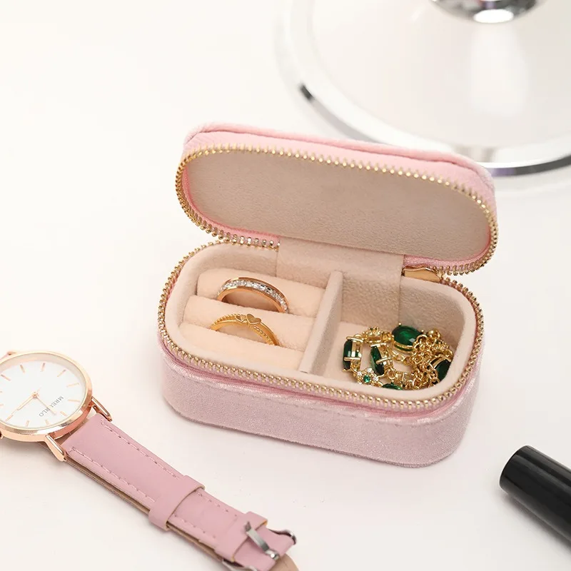 Маленькая деталь, бархатная су – обзор и цена Travel Jewellery & Accessories Organiser